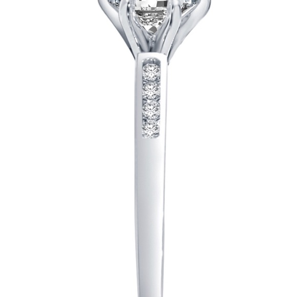 14k White Gold Ring - Picture 4 of 5